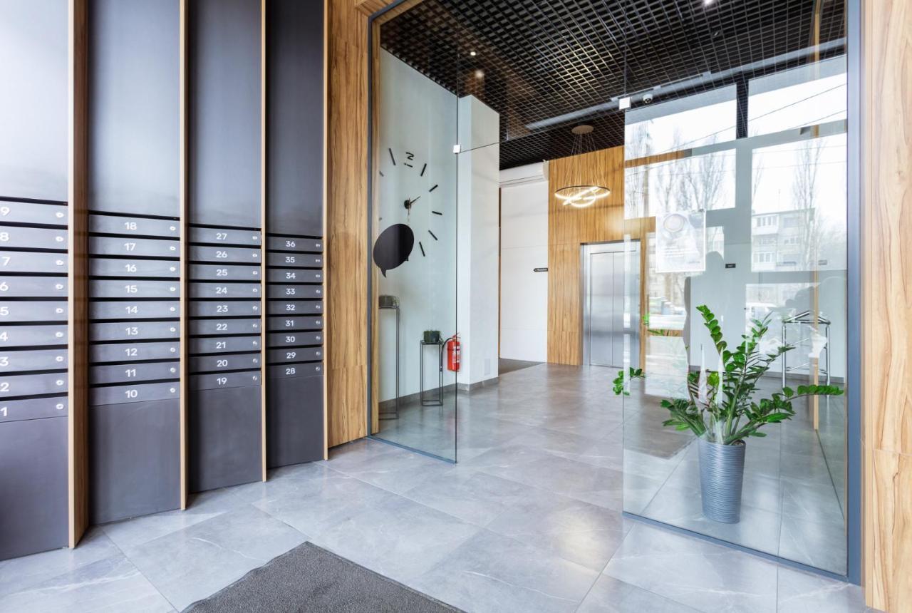 Nyvky Like Home - Studio - Apt 35 Kiev Esterno foto
